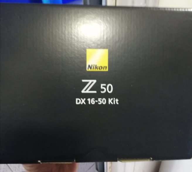 NIKON Z50 EN CAJA-FOTOPERUDIGITAL