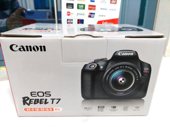 Cámara-Rebel-EOS-T7-18-55-IS-II-USCAN-(Ofert)