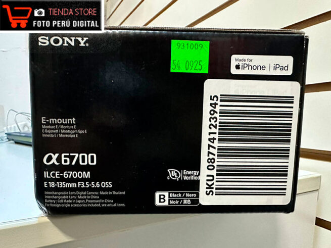 Sony Alpha a6700 Mirrorless con lente E 18-135mm f/3.5-5.6 OSS - Imagen 2