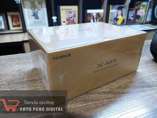 Cámara Digital FUJIFILM X-M5 (Black) + Lente FUJIFILM XC 15-45mm F3.5-5.6 OIS PZ - Imagen 7